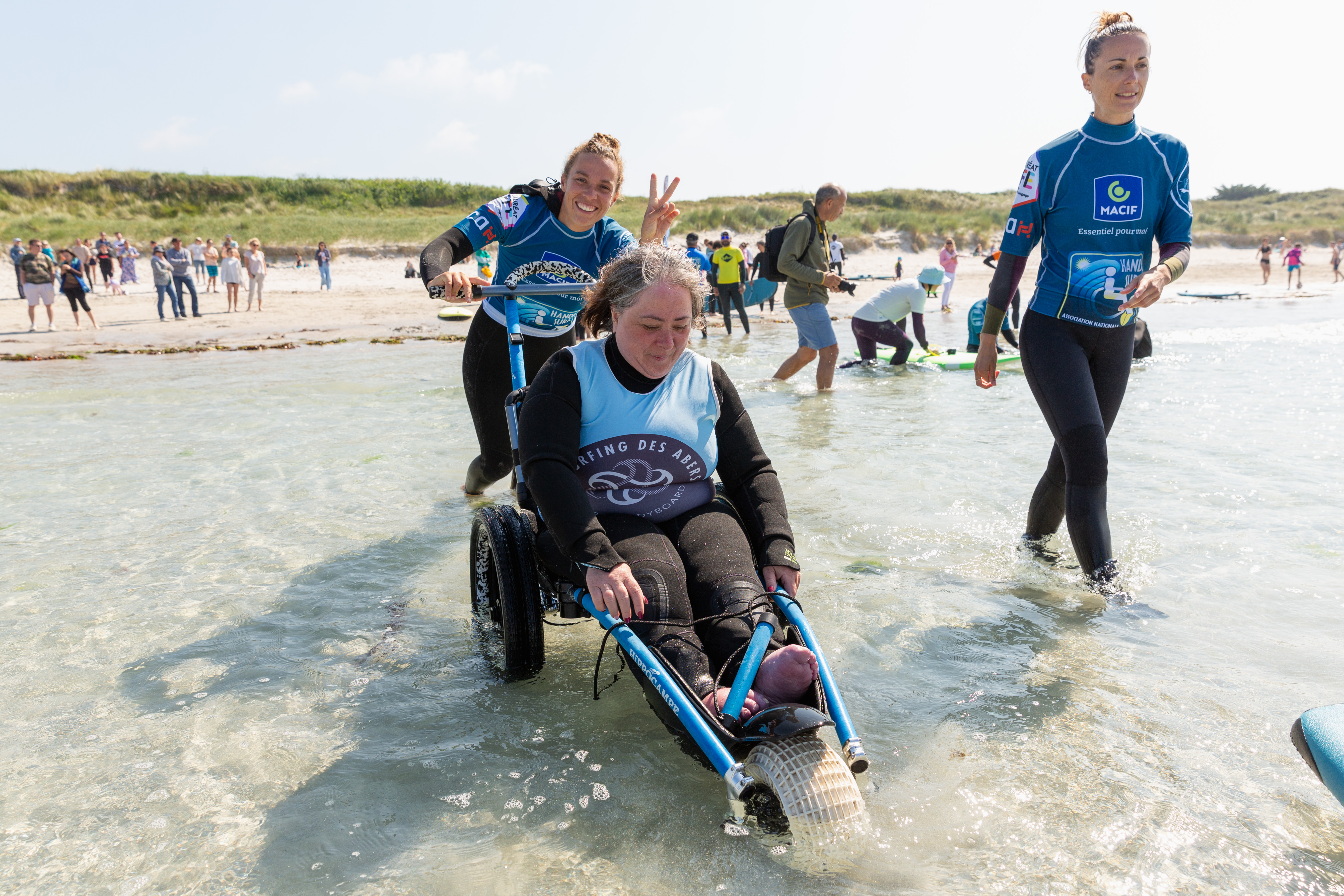 handi-surf-surfing-des-abers-2024-162